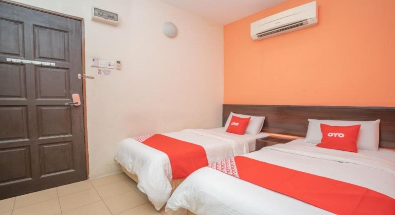 Hotel The Island Pekan Pangkor Kültér fotó
