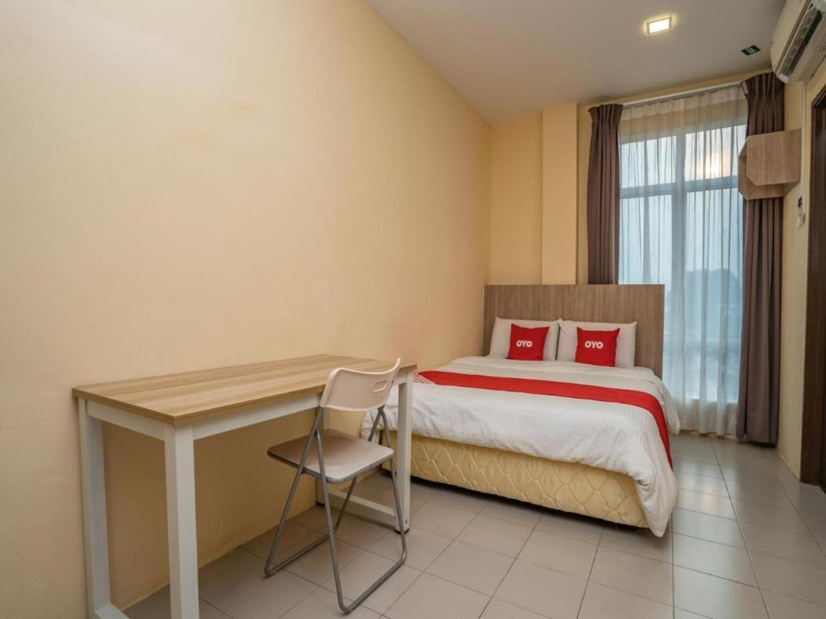 Hotel The Island Pekan Pangkor Kültér fotó